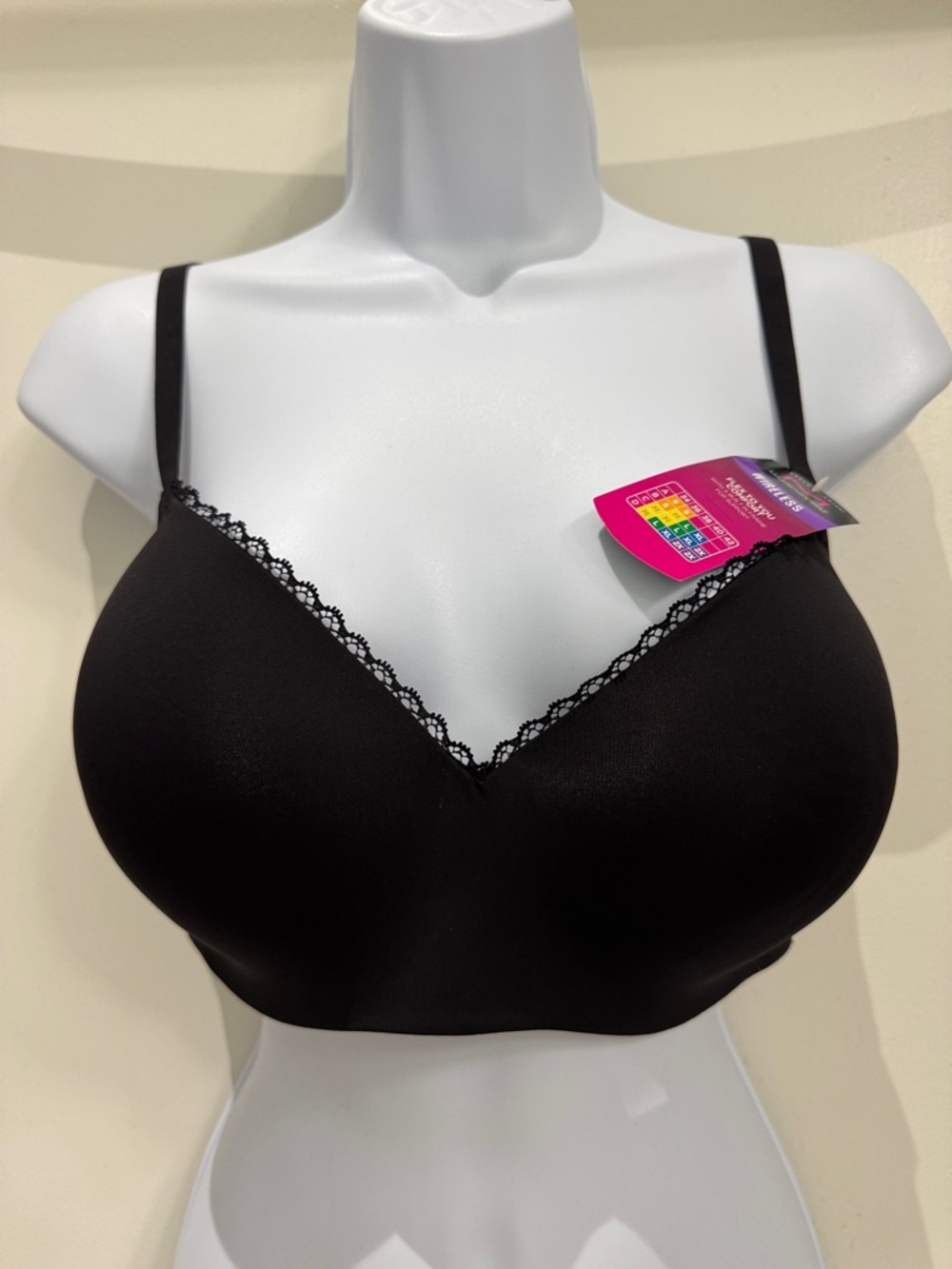 Maidenform: Seamless Lace-Trim Wireless Bra - Black